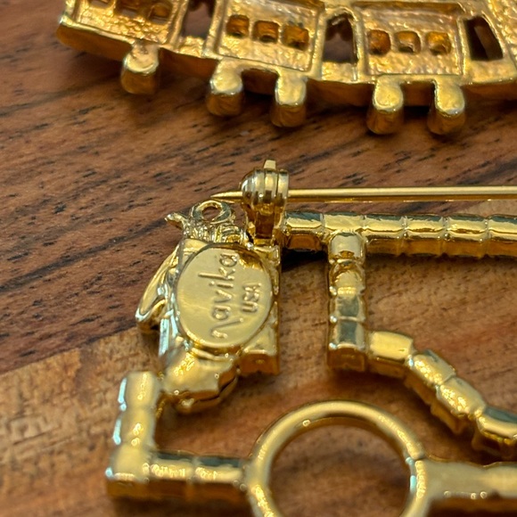 ❤️CHRISTMAS BROOCHES ❤️ - Picture 10 of 14